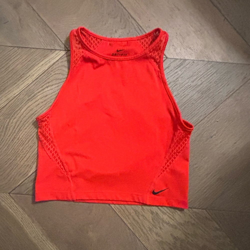 Nike Dri-Fit Crop Top